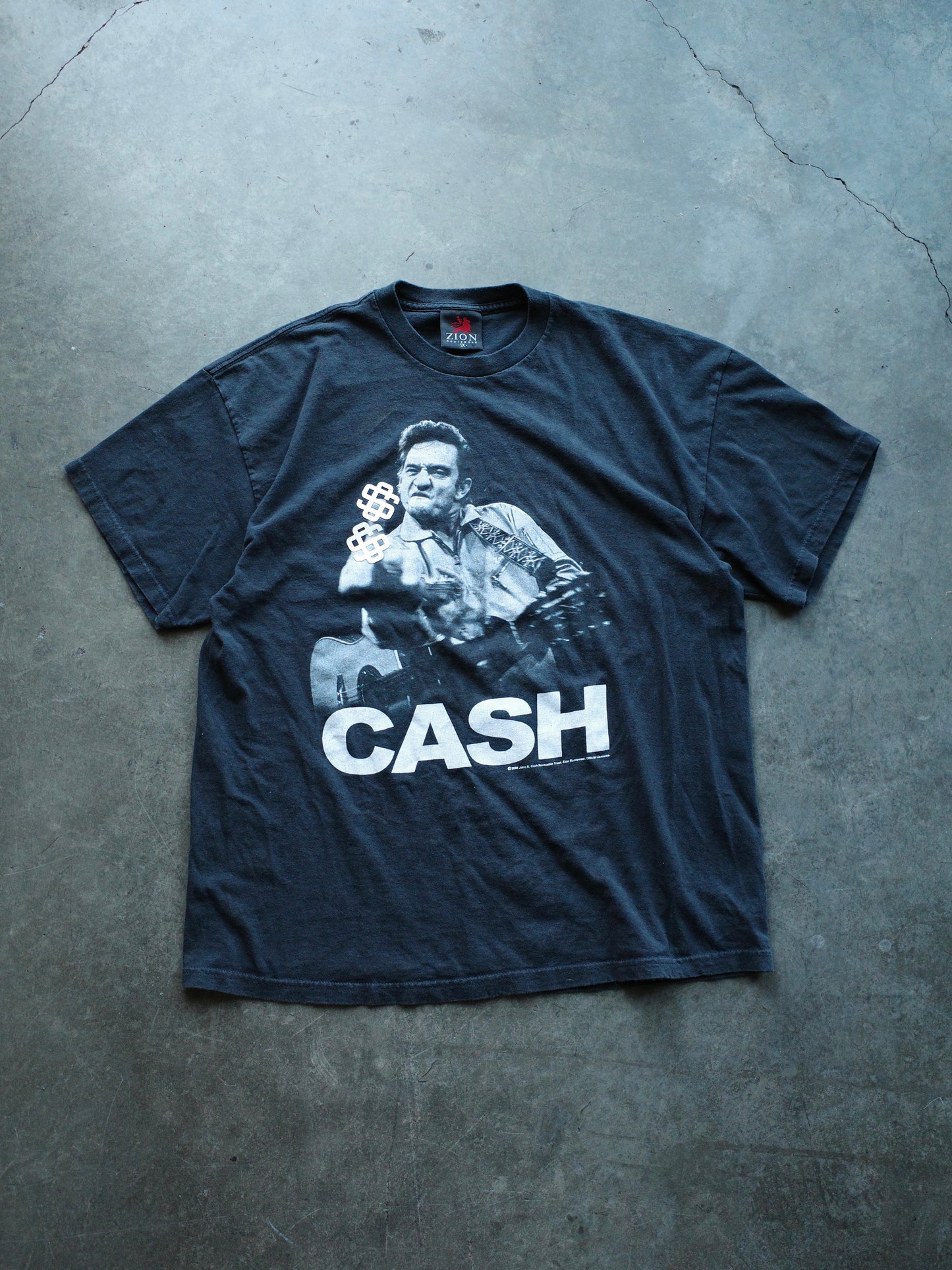 Cash tee XL